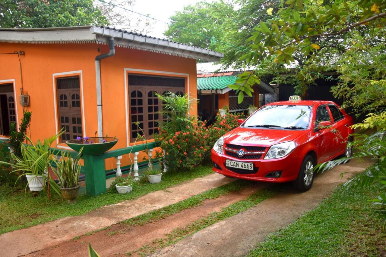 S P City Resort Anuradhapura Bagian luar foto