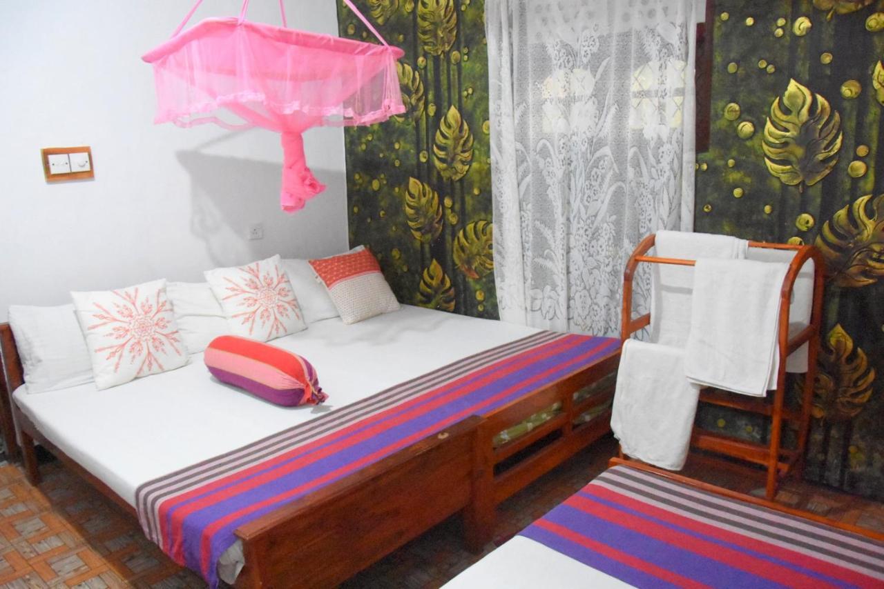 S P City Resort Anuradhapura Bagian luar foto