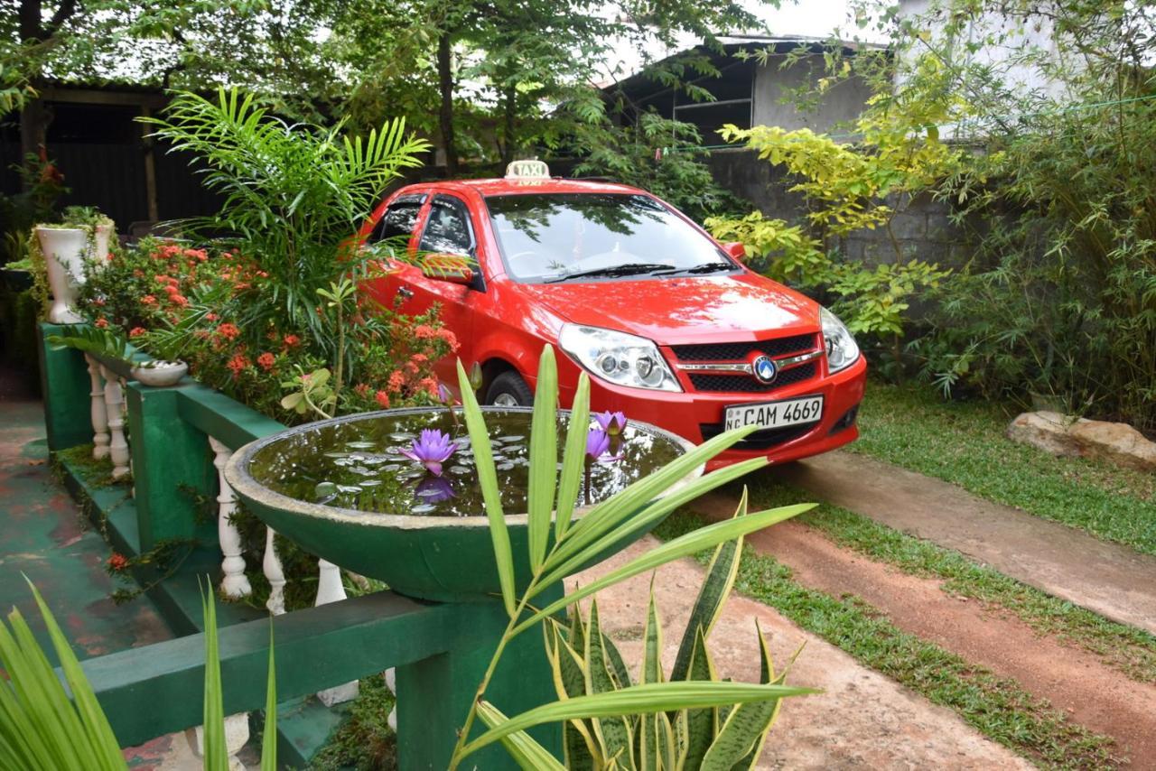 S P City Resort Anuradhapura Bagian luar foto
