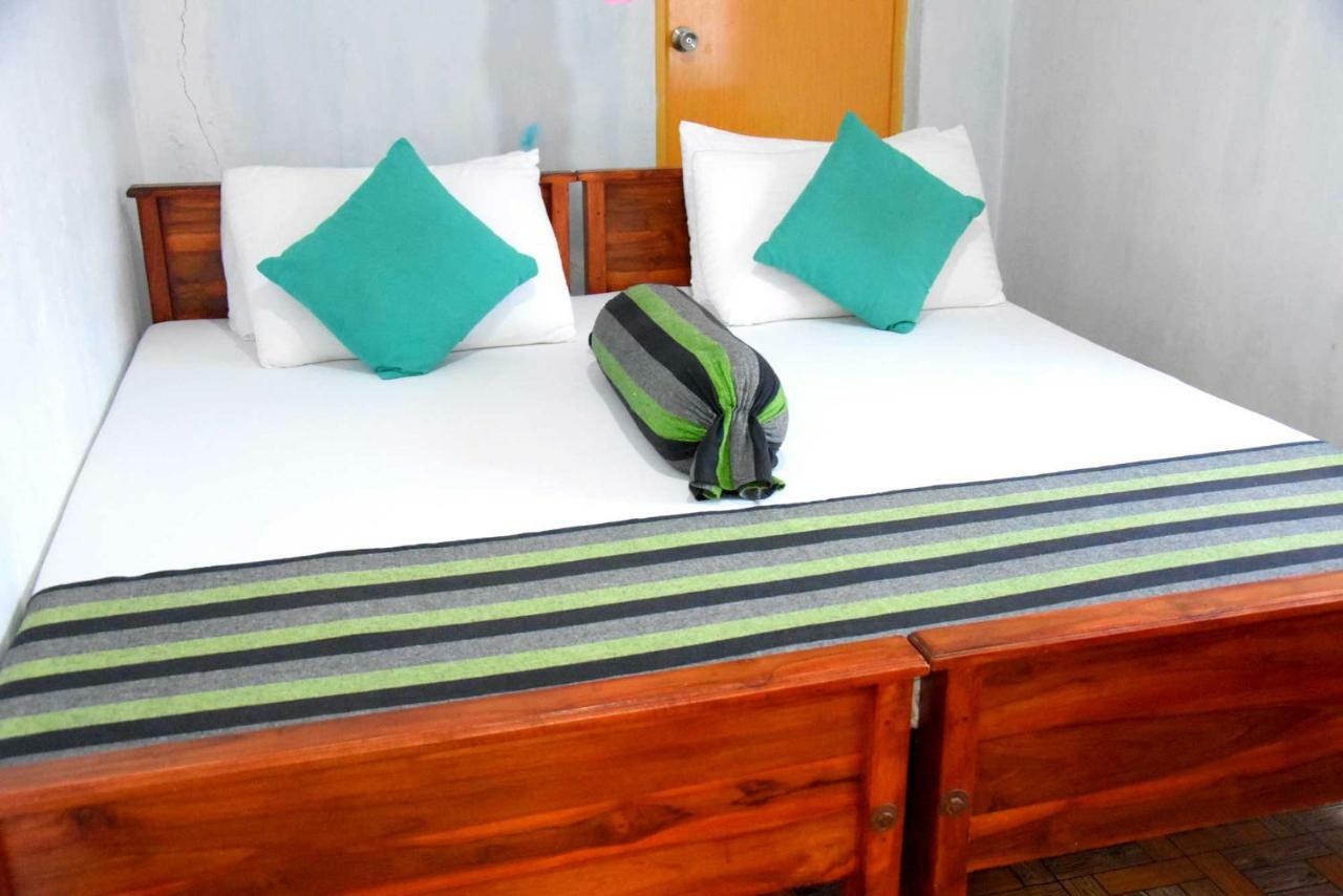 S P City Resort Anuradhapura Bagian luar foto